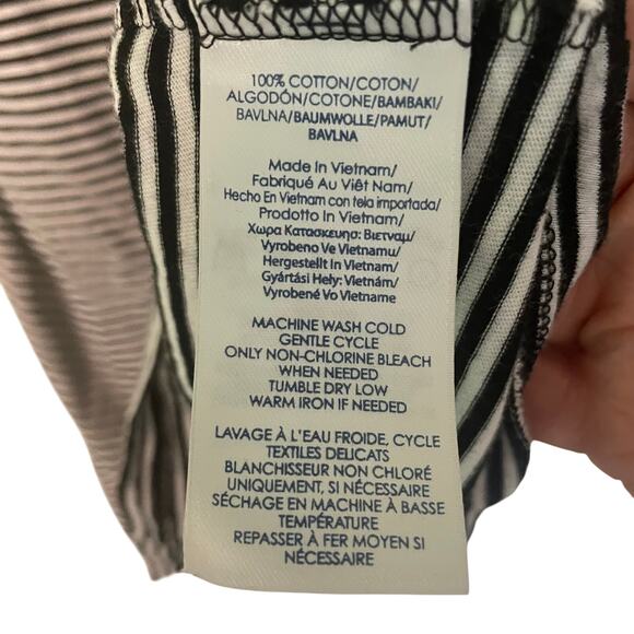 Chaps Black & White Stripe Sleeveless Ruffle Collar Tank Cotton Size Large - Picture 4 of 4